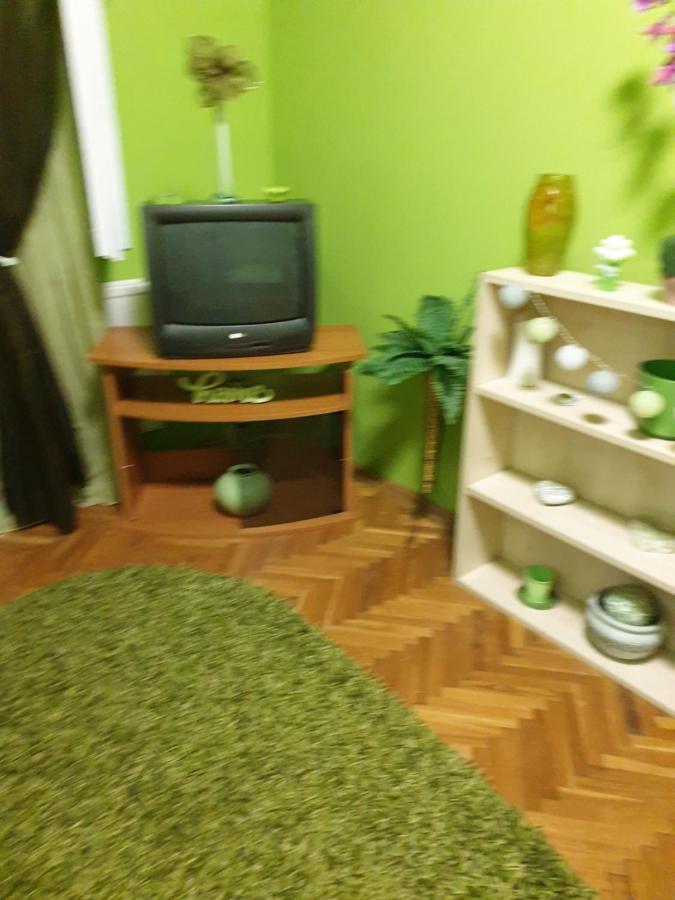 Izisz Debrecen Exteriör bild